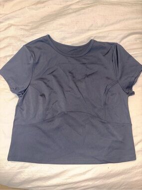 Women's Black seamless workout top